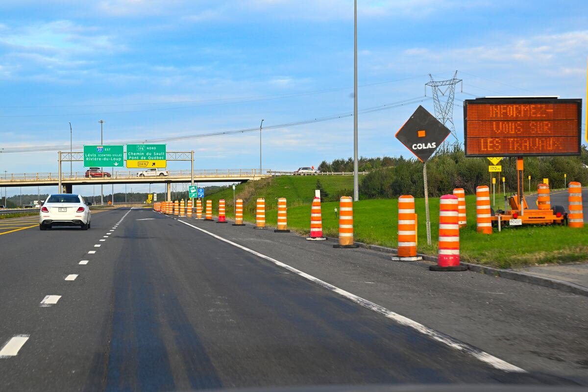 Les travaux d'élargissement de l'autoroute 20 sont compris dans l'enveloppe prévue par le gouvernement du Québec.