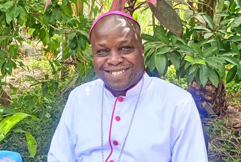 Célébration de Pâques : Monseigneur Valter Manga appelle à l’espérance et au partage