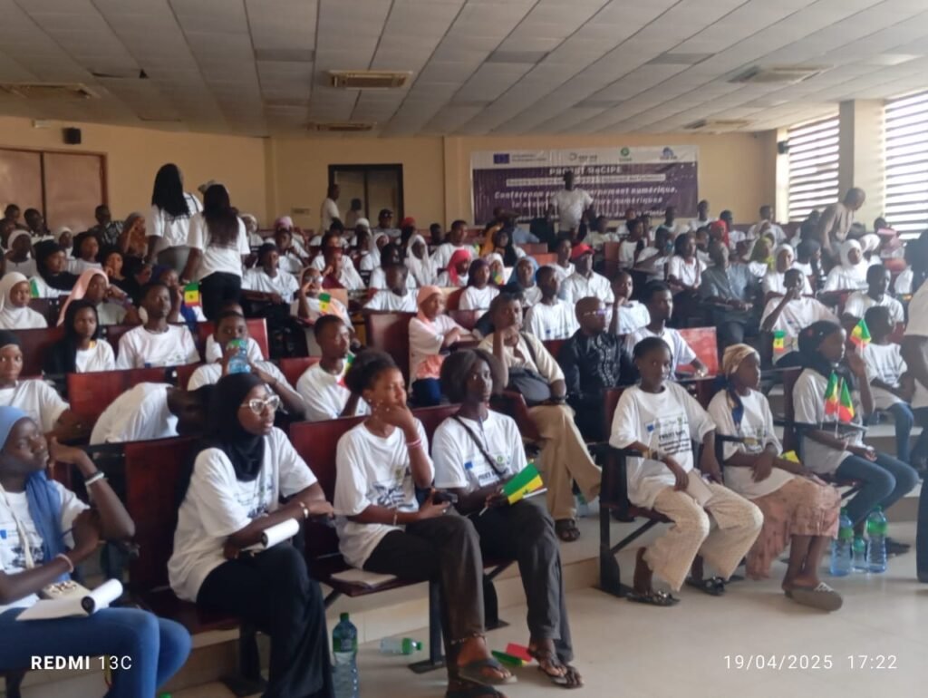 Protection contre les dangers de l’internet : le Forum Civil arme les jeunes de Kolda