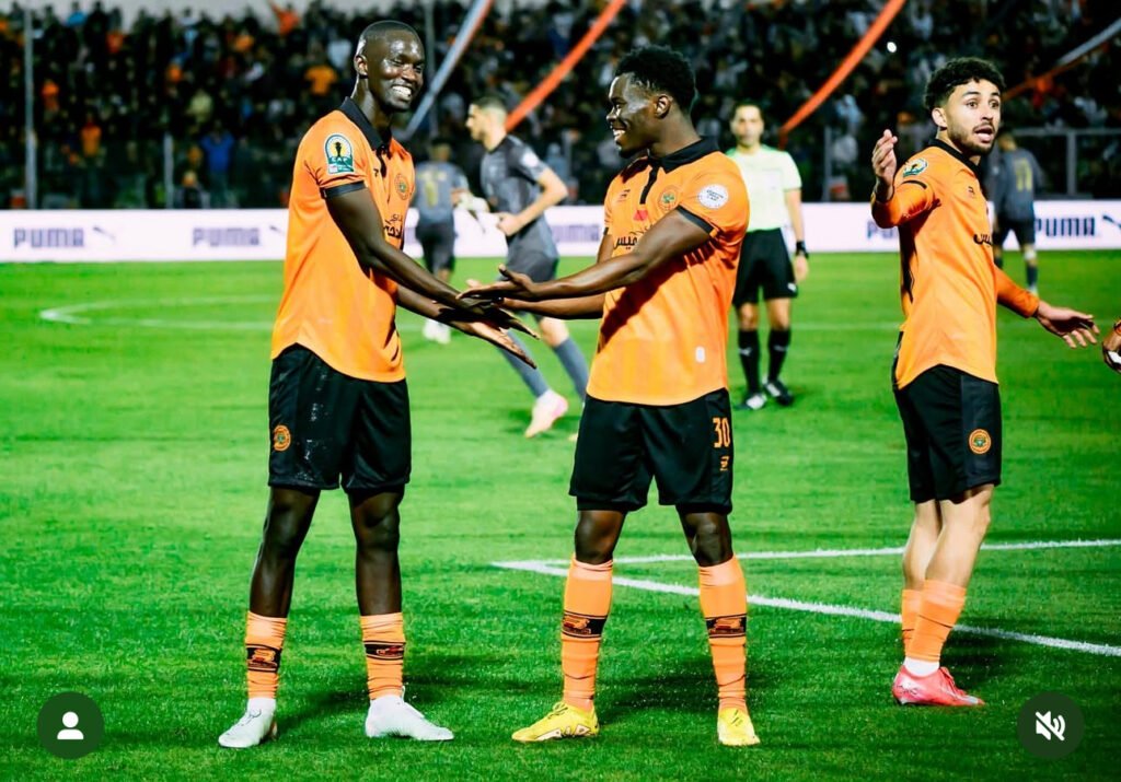 Demi-finale aller Coupe Caf  : La RS Berkane de Mamadou Lamine Camara et Paul Valère Bassene écrasent  le CS Constantine et entrevoit la finale