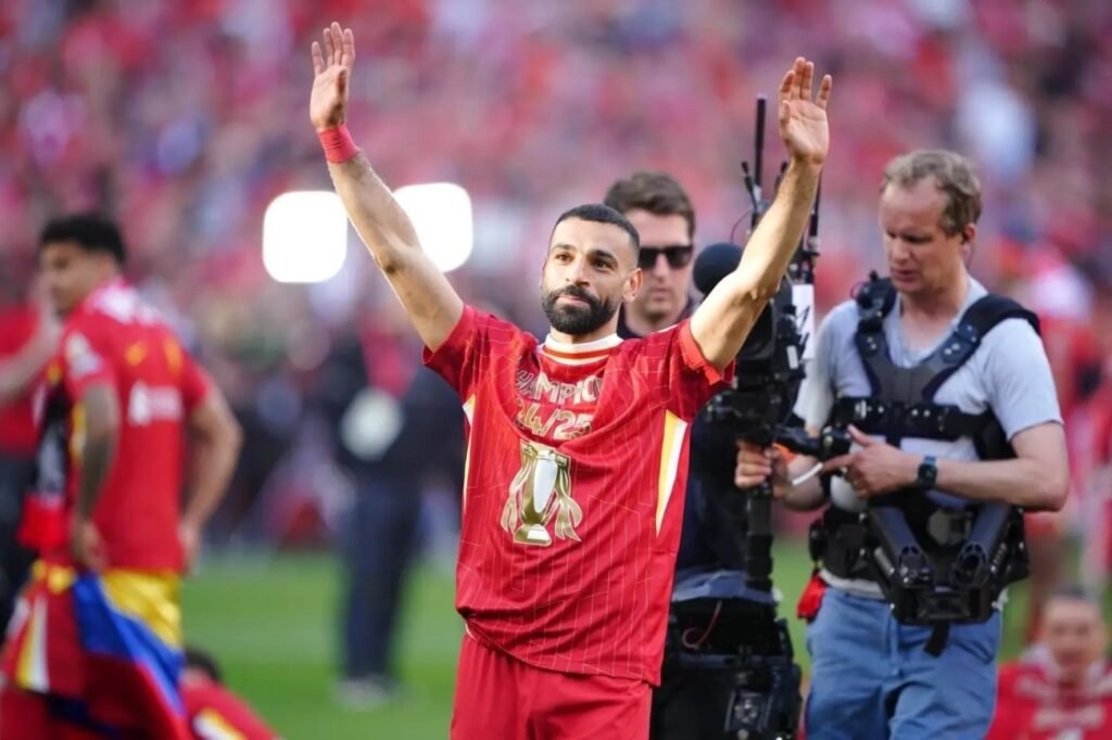 Premier League : Mohamed Salah élu joueur de la saison par la presse et égale le record de Thierry Henry