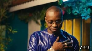 Sidiki Diabaté: Le Prince de la Kora de retour au Mali avec « Attaquer »