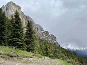 Banff: un décès et trois blessés dans un éboulement rocheux