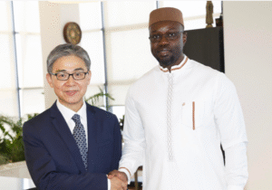 Départ Sonko pour la Chine : La voix de l’Afrique au Forum d’été de Davos