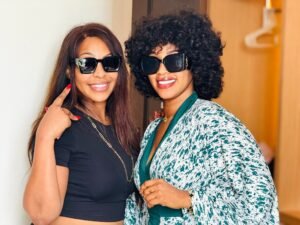 Complices et élégantes, Bintou Kouyaté et Viviane sèment le mystère (images)