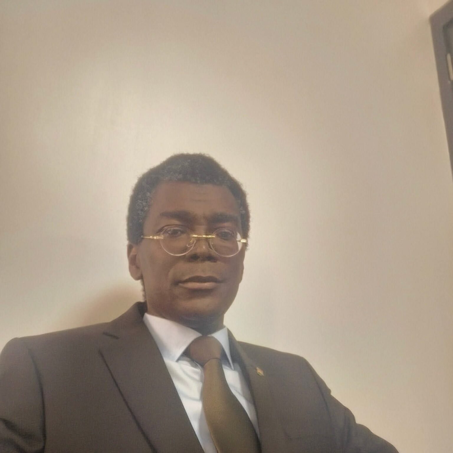 Pour une refondation de la pratique en Afrique : de l’opposition stérile à la préparation rigoureuse à gouverner