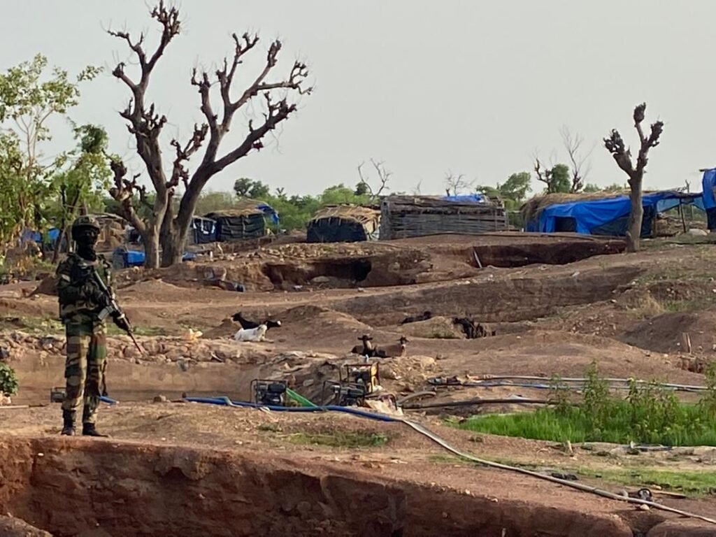 Falémé : un site d’orpaillage clandestin démantelé, 34 moto-pompes saisies