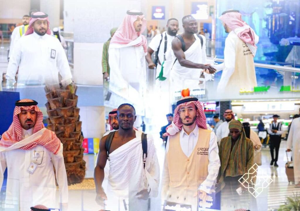 Sadio Mané accomplit son premier pèlerinage à la Mecque et partage une expérience spirituelle marquante