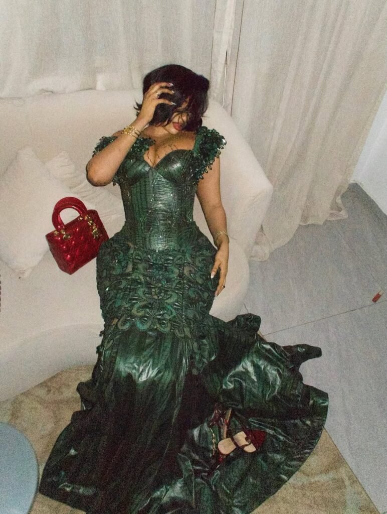 Amy Léa éblouit lors de la fête de Tabaski 2025 avec une tenue spectaculaire