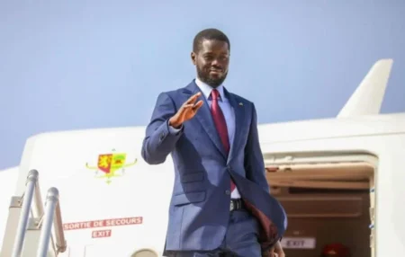 Bassirou Diomaye Faye : Le président à Abuja pour le sommet de la CEDEAO.