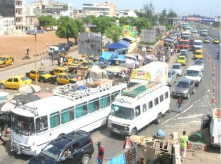 Mobilité urbaine à Dakar : la Banque mondiale accorde 100 millions de dollars au Sénégal…