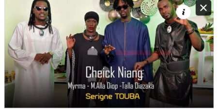 Myrma, Talla Diazaka et Mouhamed Alla Diop chantent Serigne Touba avec Cheikh Niang pour le Magal