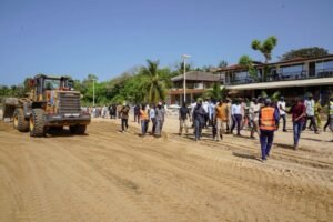 visite du ministre Amadou Ba à Saly : (photos)