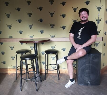 Émile Bilodeau seul sur ses «Îles»