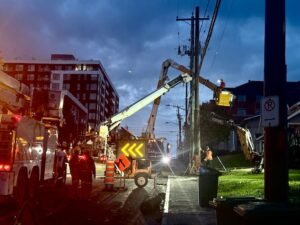 Un camion prive 2000 clients d’électricité dans Charlesbourg