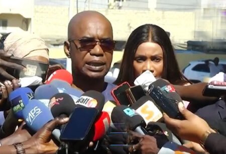 « Le régime veut asphyxier la presse privée au Sénégal »